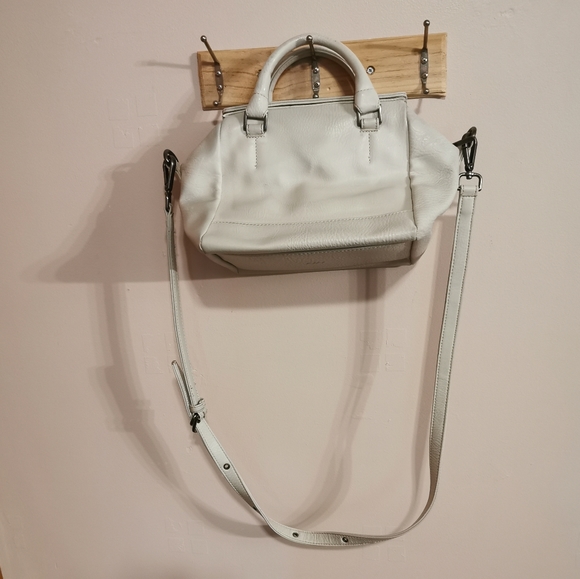 Matt&Nat small white bad with shoulder strap - Picture 8 of 9